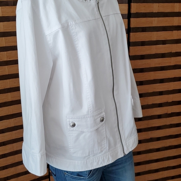 Hearts of Palm stud denim zip jackeet - Picture 4 of 6